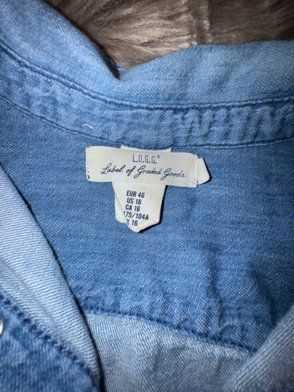 L.O.G.G Blue Denim Snap button-Down Shirt with Dual Chest Pockets, soft, Sz 16 - Picture 7 of 9